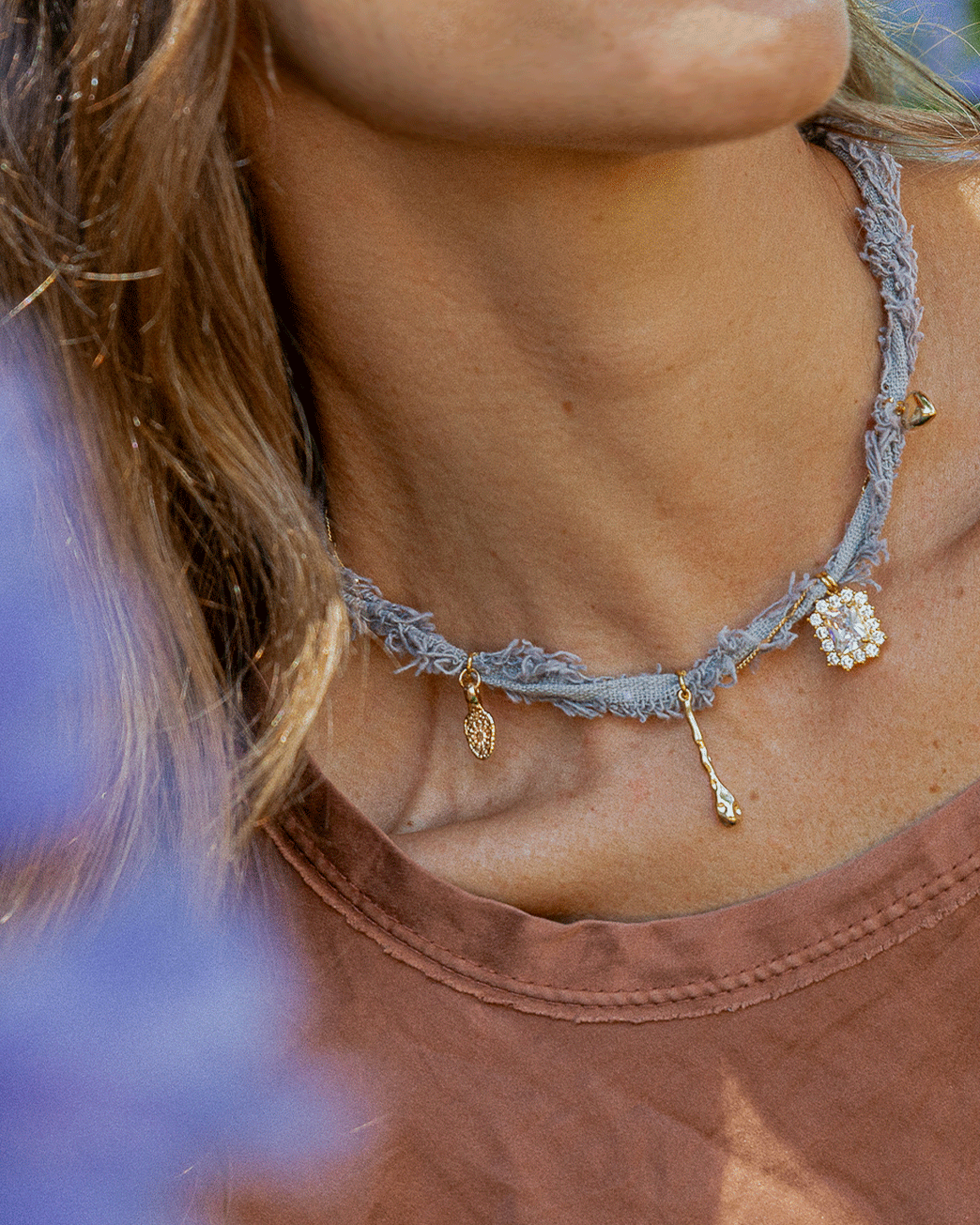 COLLAR NOMARA AZUL PIEDRA