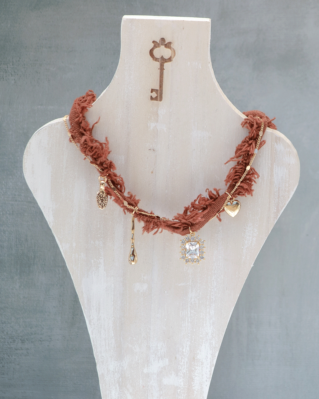 COLLAR NOMARA TERRACOTA