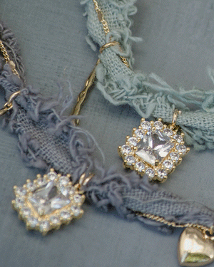 COLLAR NOMARA AZUL PIEDRA