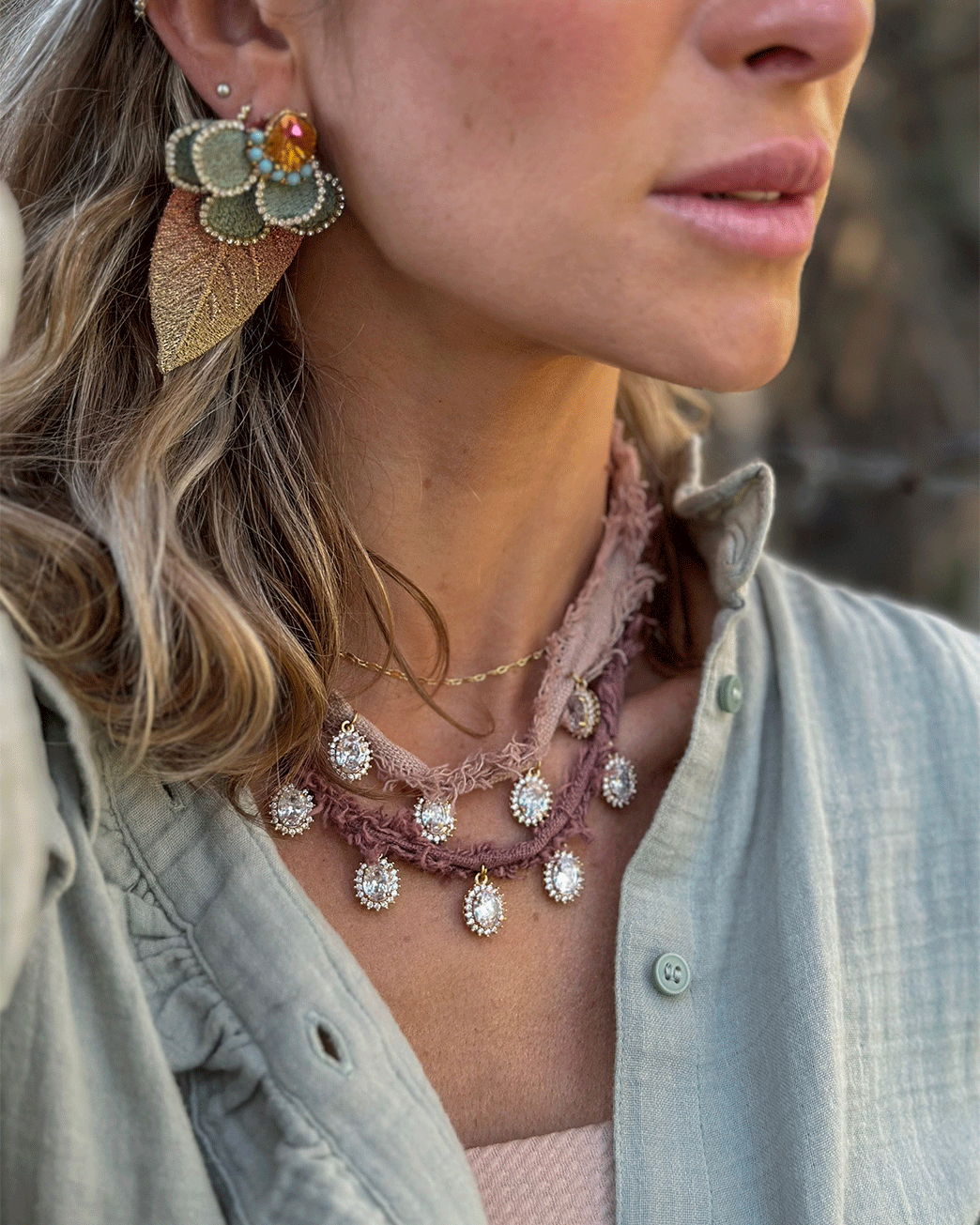 COLLAR MAJESTIC ROSA PALIDO