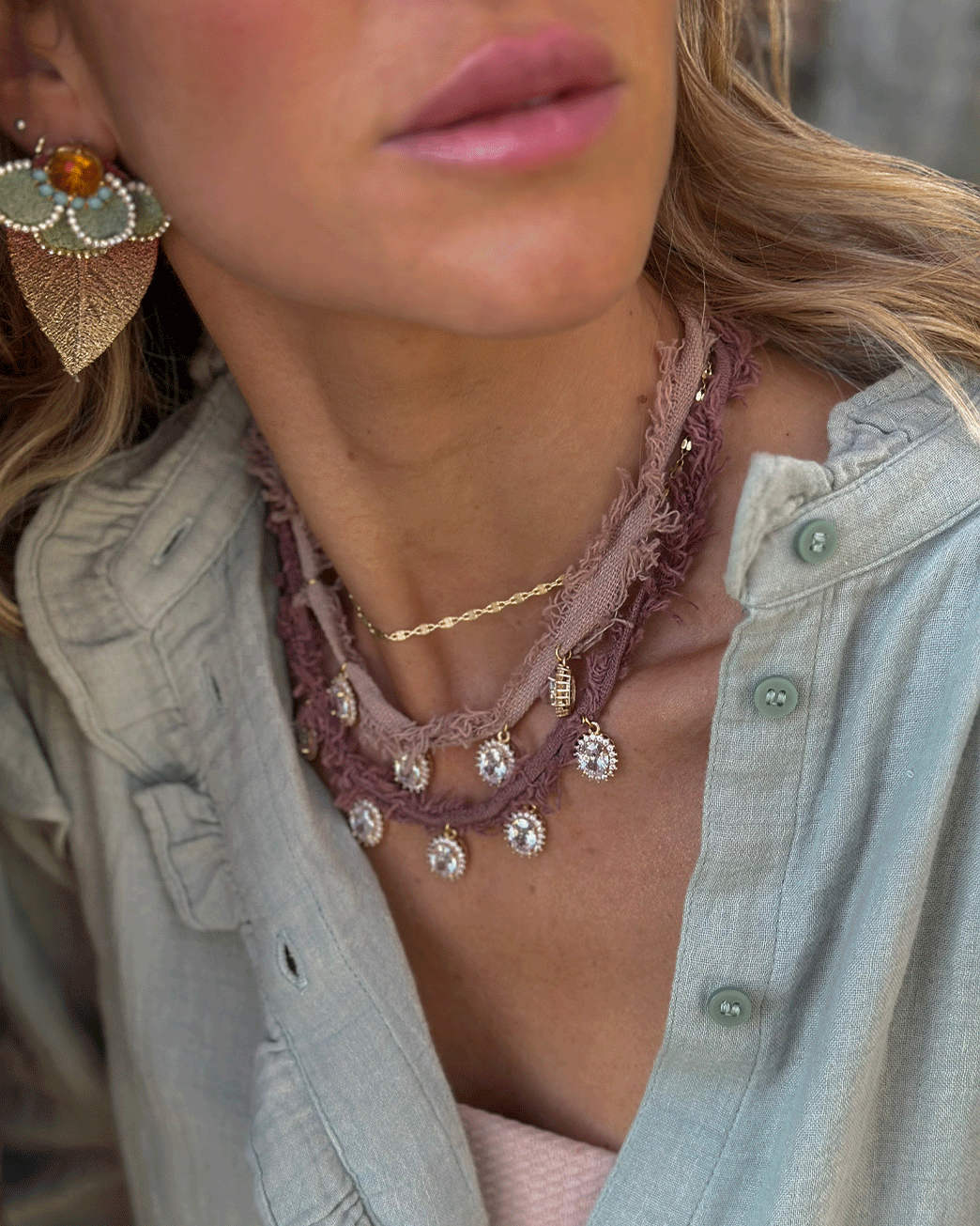 COLLAR MAJESTIC ROSA PALIDO